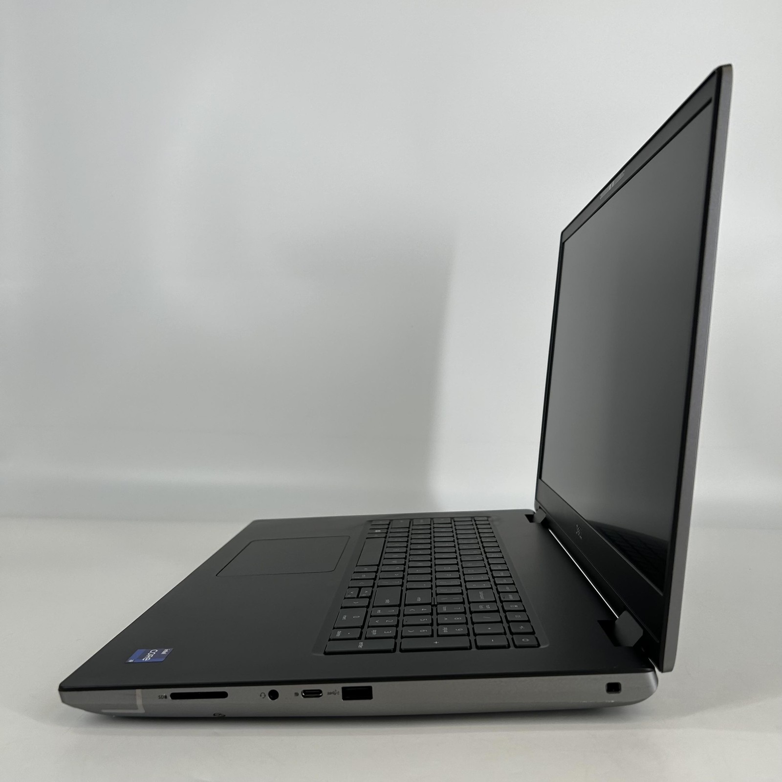 Dell Precision 7780 17.3 FHD 2.2 GHz i9-13950HX 64GB 1TB SSD RTX 5000 Ada