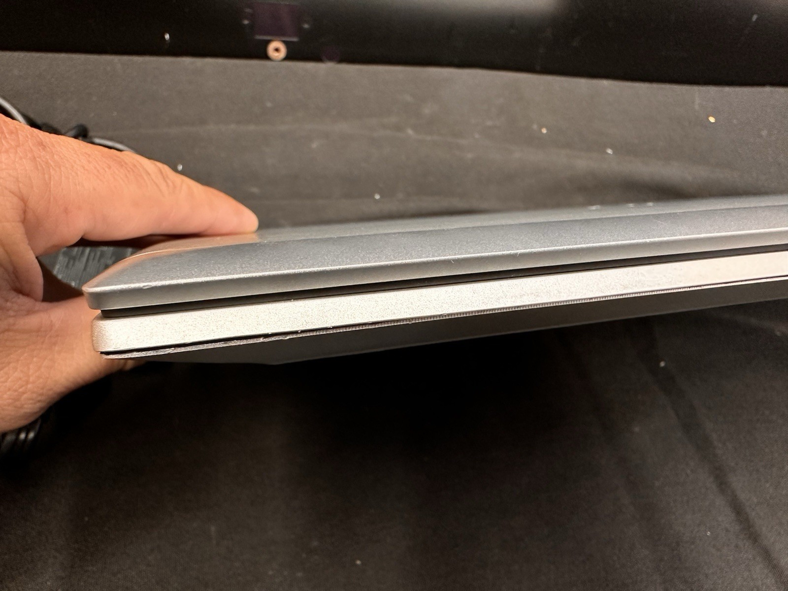 HP ELITEBOOK 840 G8 i7-1165G7 2.8 GHZ 32GB 512GB Ssd NVME /HP 65w adapter.#01