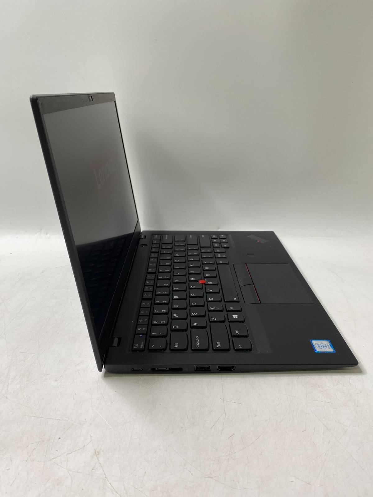 Lenovo ThinkPad X1 Carbon Gen 6 i7-8650U 8GB DDR4 256GB SSD Win11P
