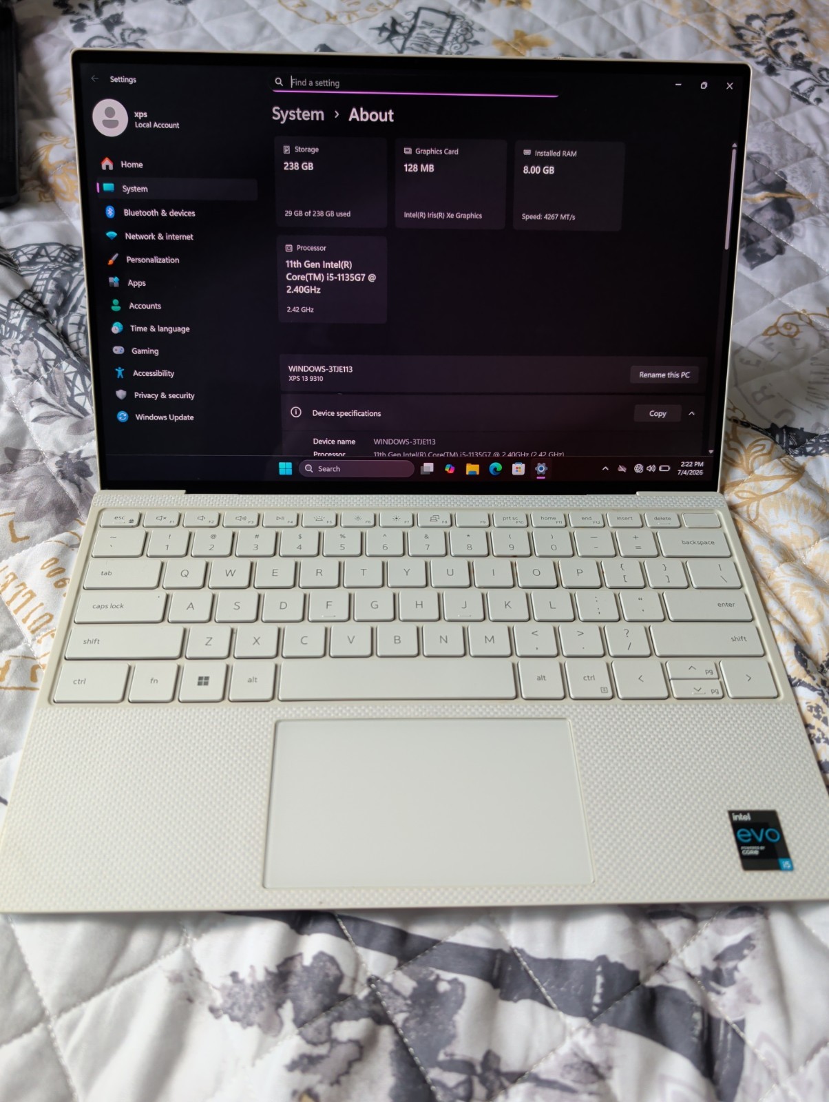 Dell XPS 9310, 13 Inch Touch 3.5K Oled Display, I5 11 Gen, 8 Gb Ram, 256 Gb Ssd.
