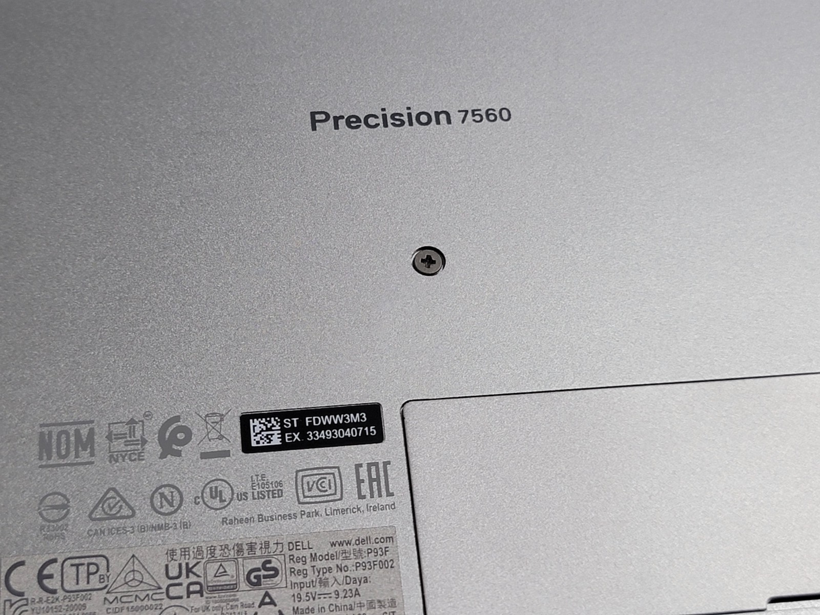 Dell Precision 7560 XEON W-11855M 3.20GHz 32GB Ram NVIDIA T1200 1TB Win11 Pro