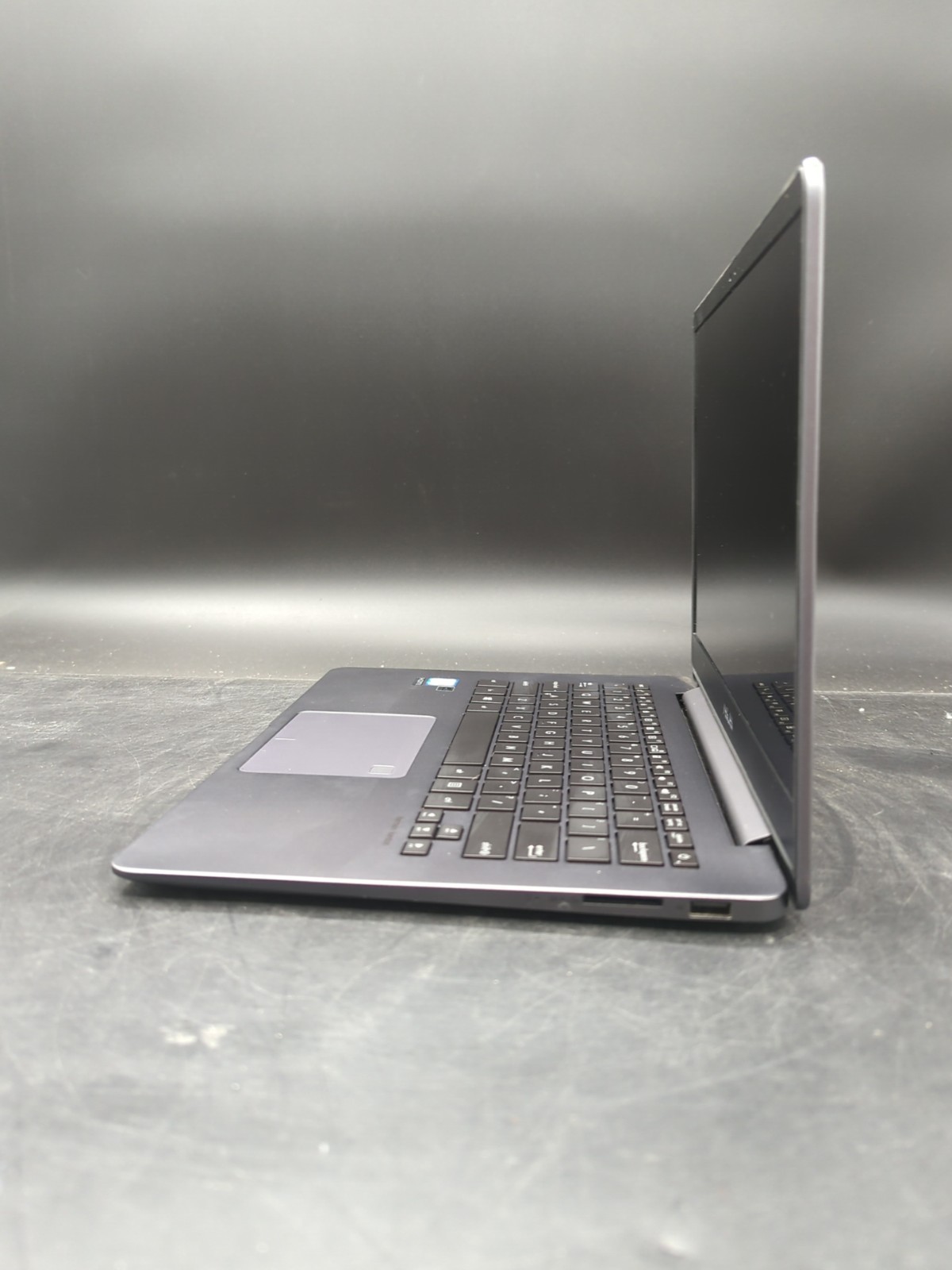 ASUS: UX430U: i7-8550U: 16GB RAM: 512GB SSD: No OS: Wiped & Tested