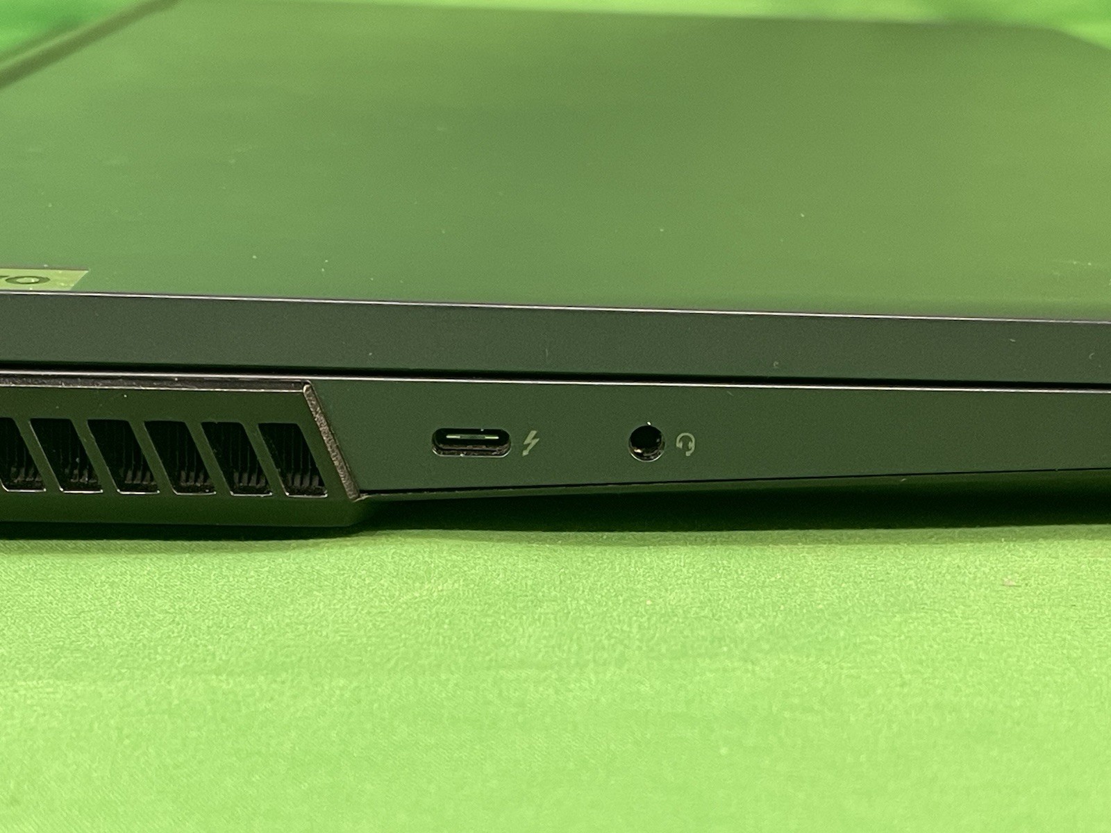 Lenovo Legion 5 17ITH6H i7-11800H | For Parts – No Boot | No RAM, No HDD