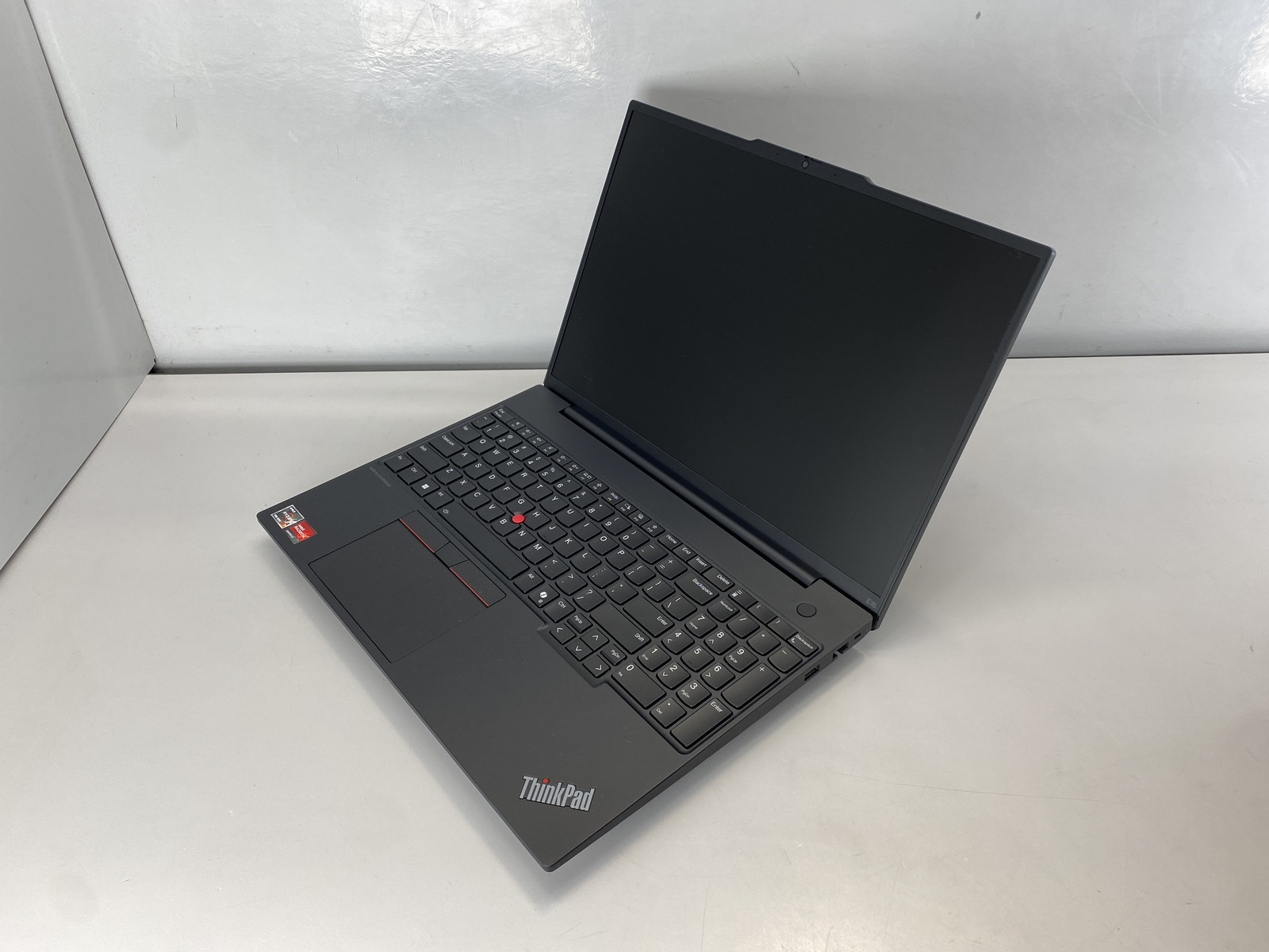 Lenovo Laptop ThinkPad E16 Gen 2 16″ AMD Ryzen 7 7735U 1TB – Black