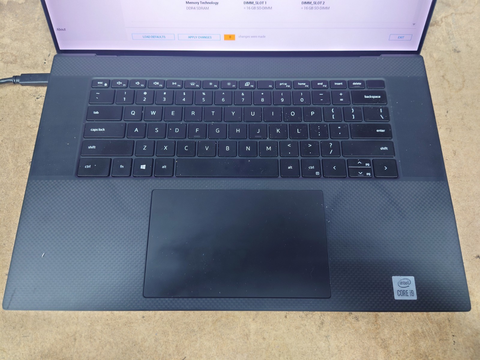 Dell XPS 17 9700 17″ UHD Touch i9-10885H 32GB RAM 1TB SSD GeForce RTX 2060 No OS