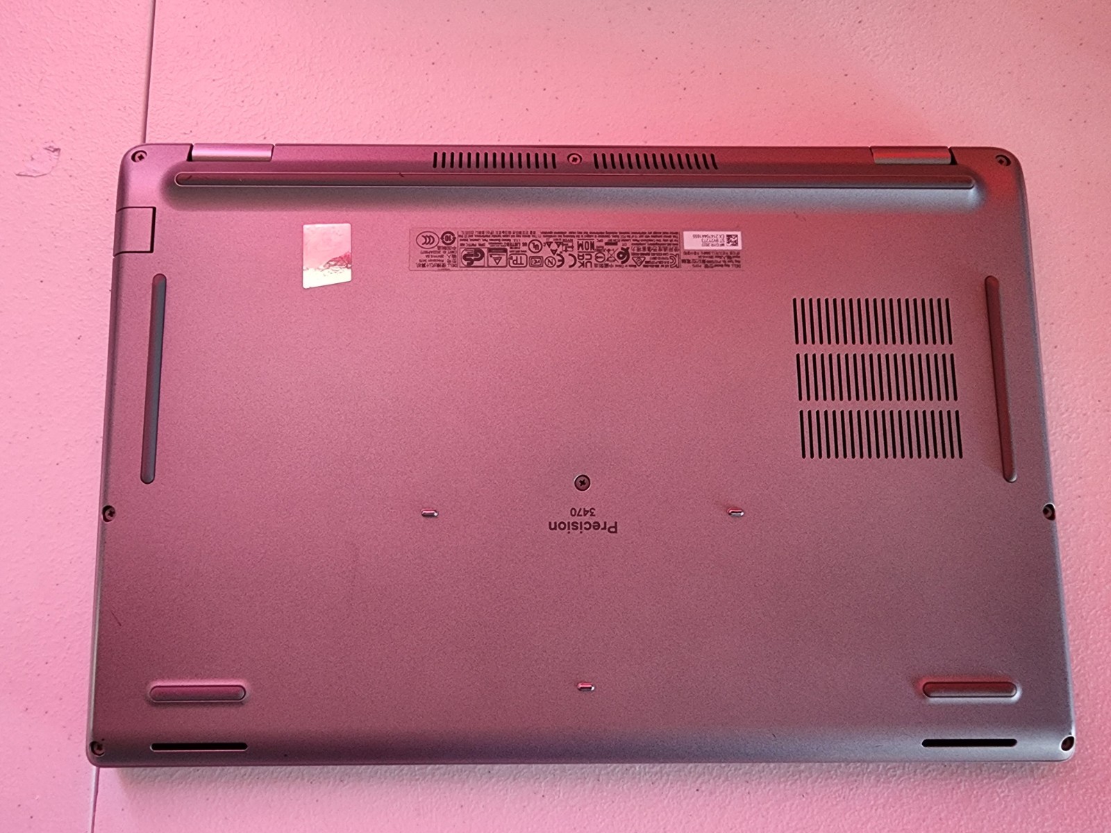 Dell Precision 3470, Intel Core i7-1270P, NVIDIA T550, 32GB DDR5, 256GB NVME