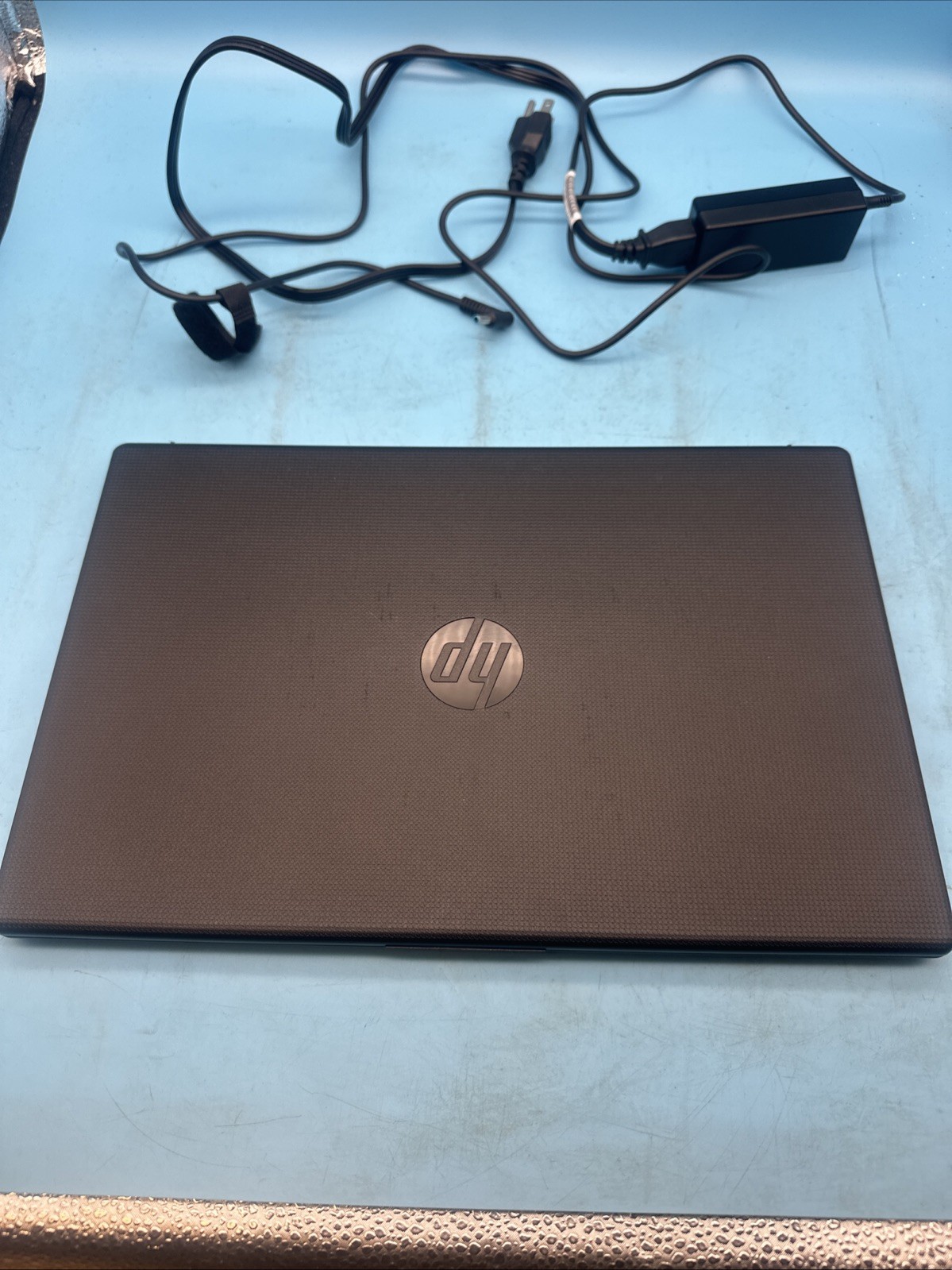 HP 15 15z-fc000 Laptop PC 15.6″ AMD 7120U 8GB 256GB SSD HDMI Cam Mic Num Key W11