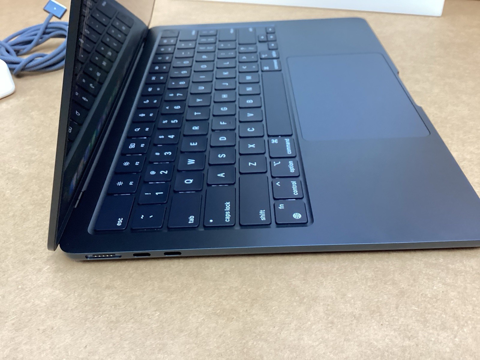 Apple Macbook Air 13.6″M2 Midnight 256GB SSD 16GB,100% battery, MC7X4LL/A, A2681