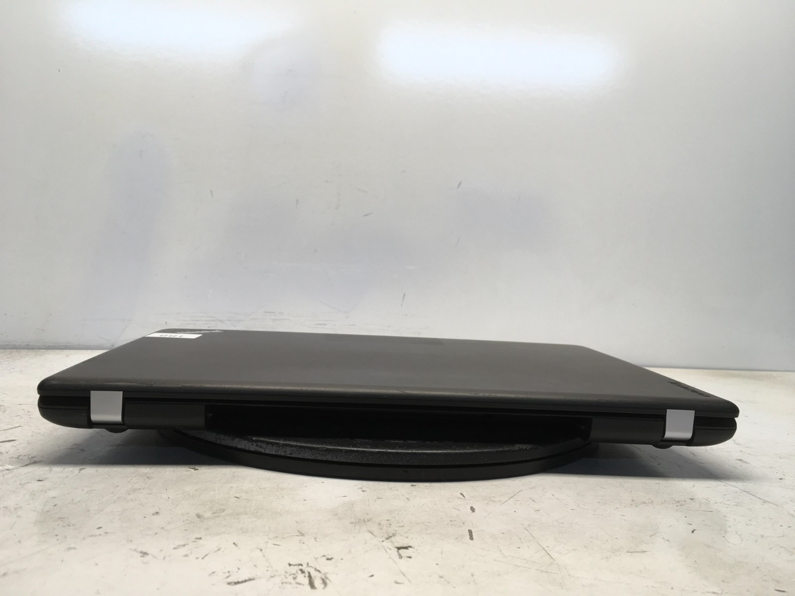 Lenovo ThinkPad E550 Intel i3-5005U 2GHz 8 GB NO HDD