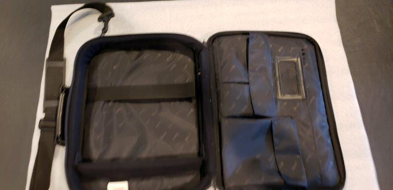 Lenovo X250  W11 Pro  Samsung SSD  Carrying Case