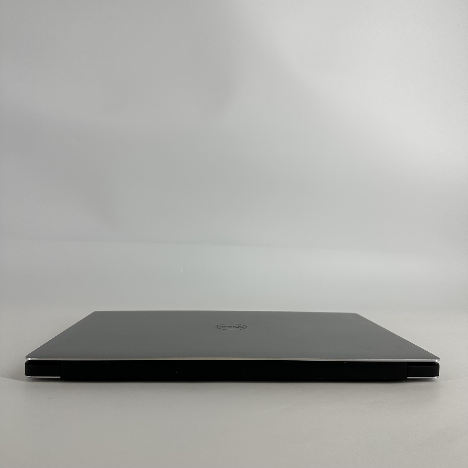 Dell XPS 15 9550 4K TOUCH i7-6700HQ 2.60GHz 32GB 1TB SSD GTX 960M – Bad Battery
