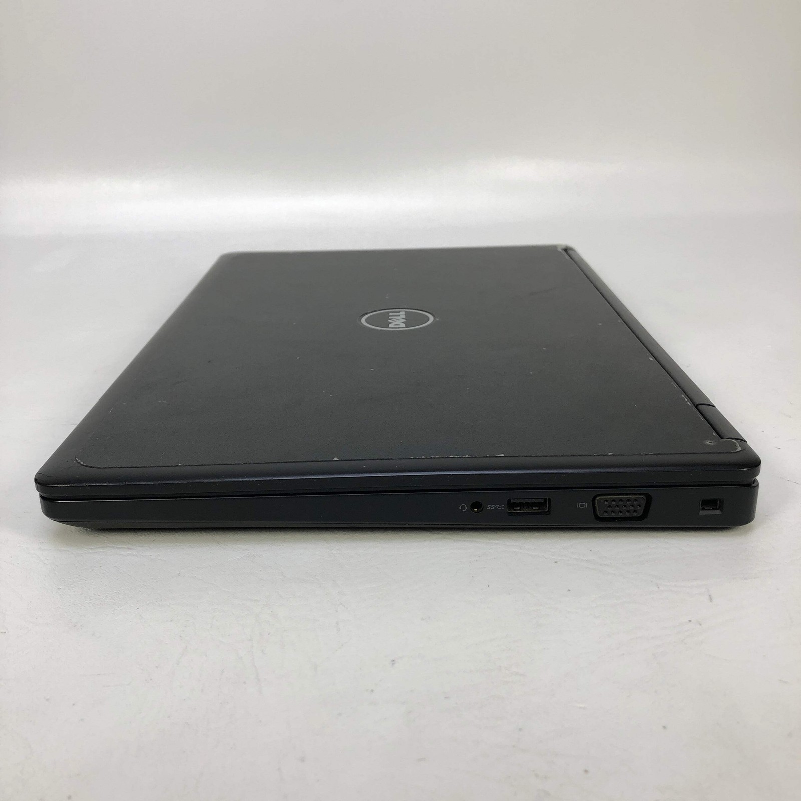 Dell Latitude 5480 14″ i7-7820HQ 2.9GHz 16GB RAM 256GB SSD
