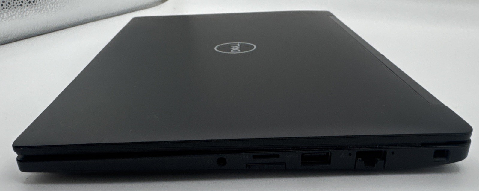 *AS-IS* Dell Latitude 7390 i5-8350U 1.70GHz 16GB 256GB SSD – NO POWER