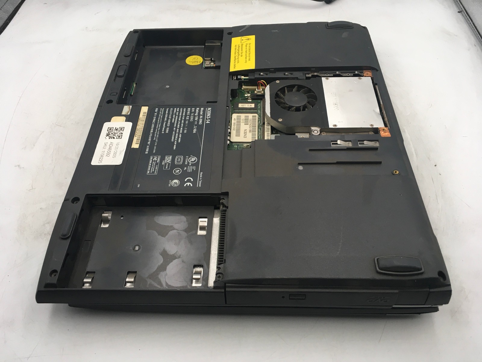 SPARTAN N30N3 14 – BOOTS TO BIOS – INTEL PENTIUM III – 640KB RAM – READ DESC -BB