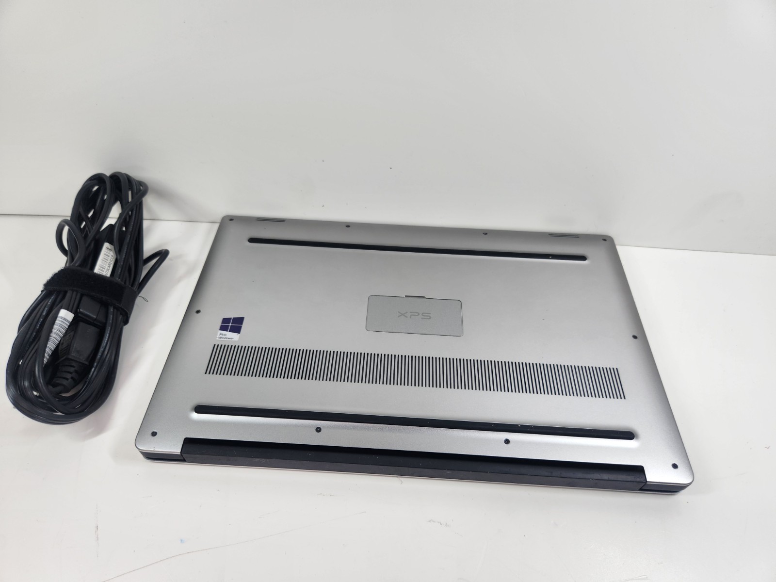 Dell XPS 15 9500 15″ Laptop FHD Intel Core i5 16GB RAM 256GB SSD Win 11