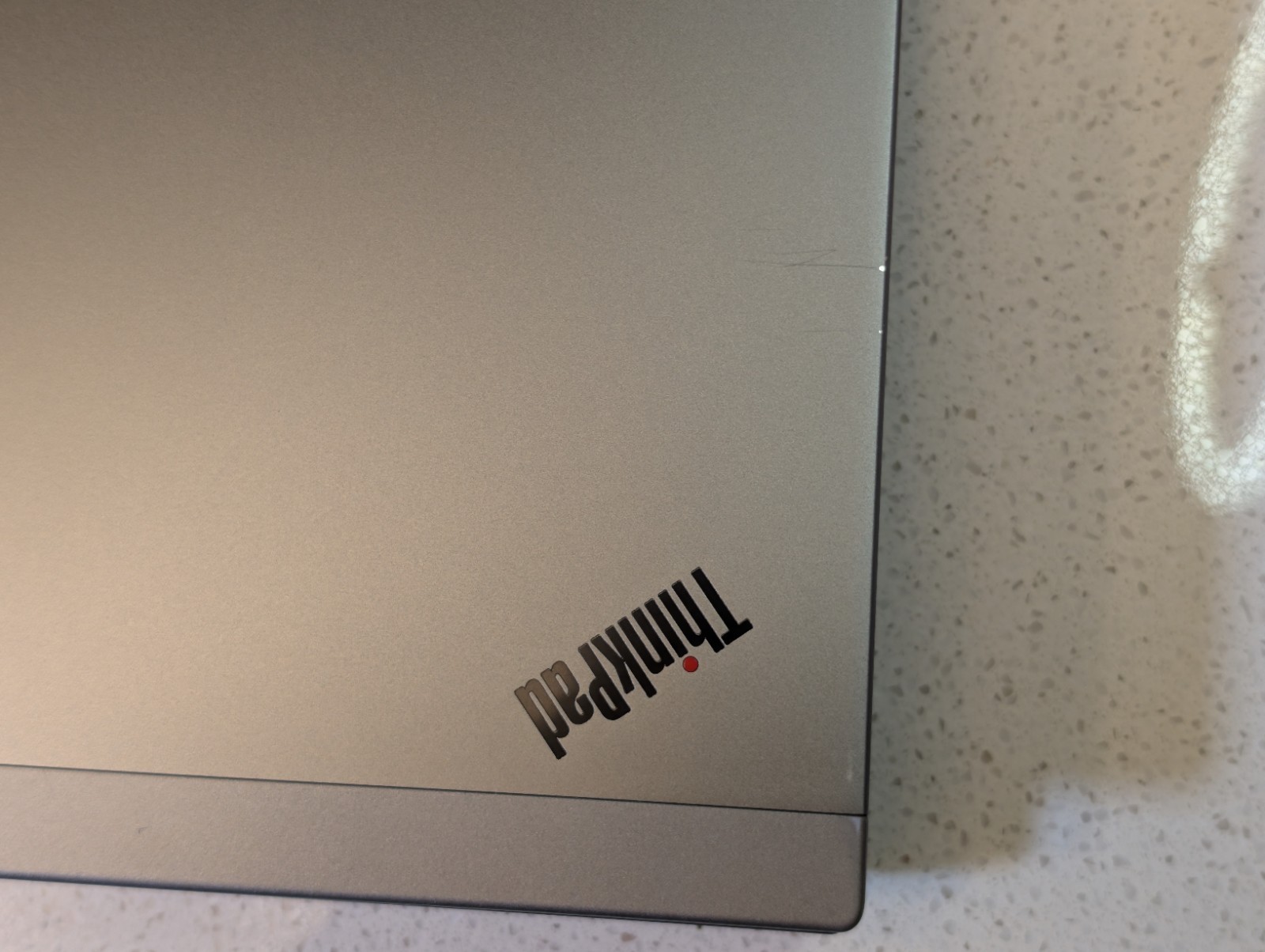 Lenovo Thinkpad T14s Gen 1 Touch Intel i7-10510 32GB 256GB SSD Linux Mint | A+++