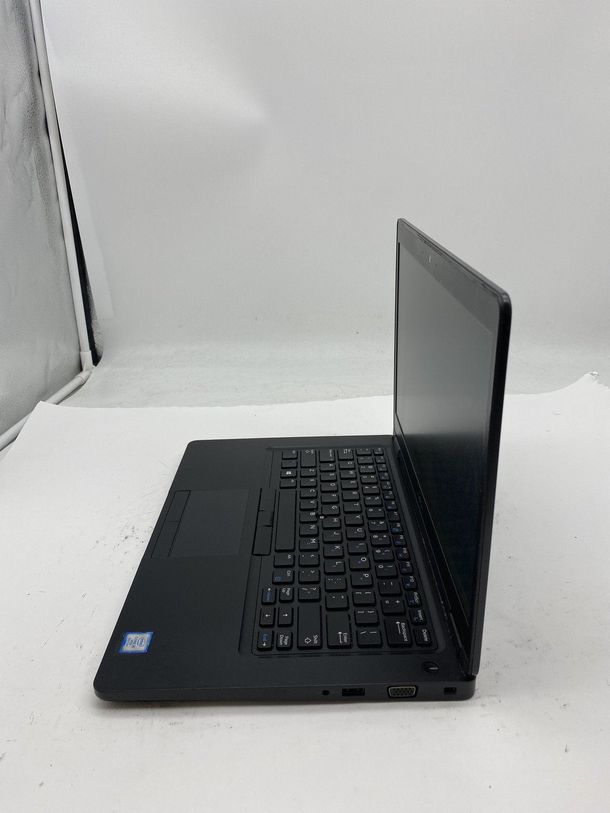 Dell Latitude 5490 Laptop i5 8350U 1.7GHz 8GB RAM 256GB SSD Windows 11 Pro