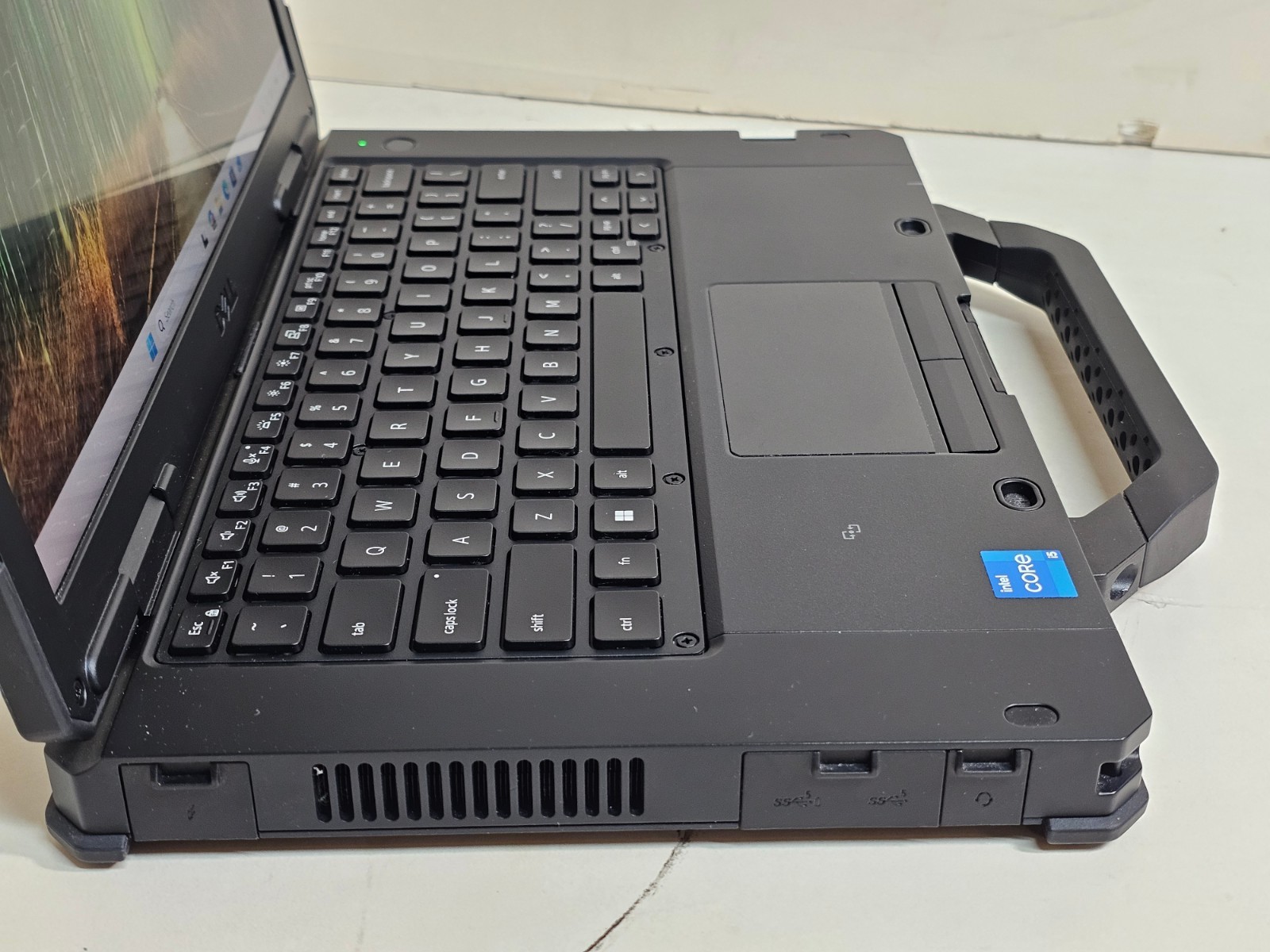 Dell Latitude 5430 Rugged Laptop – 2.6 GHz i5-1145G7 16GB 256GB 14″ Touchscreen