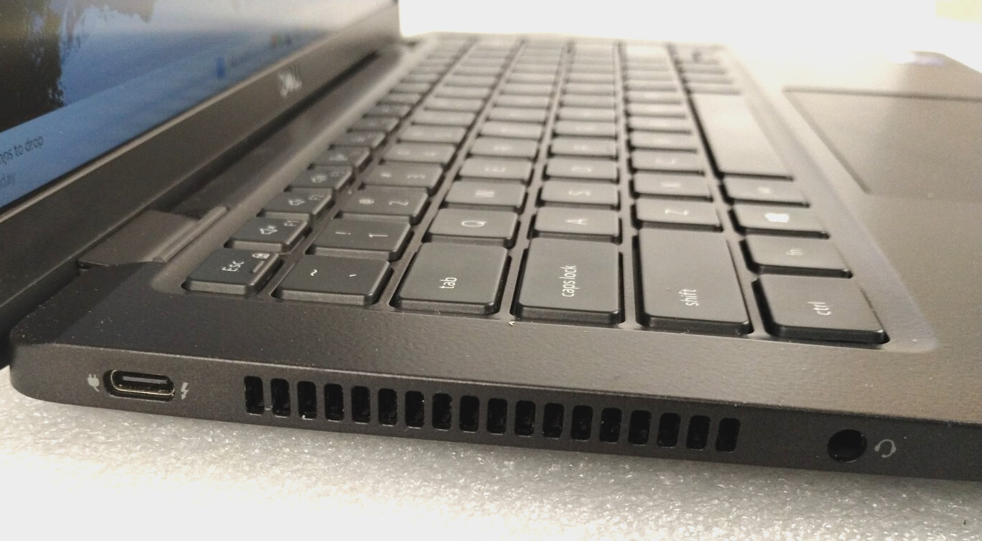 Dell Latitude 7420 14″ FHD 400nits Intel I7-1185G7 16GB RAM Fast 512gb SSD W11Pr