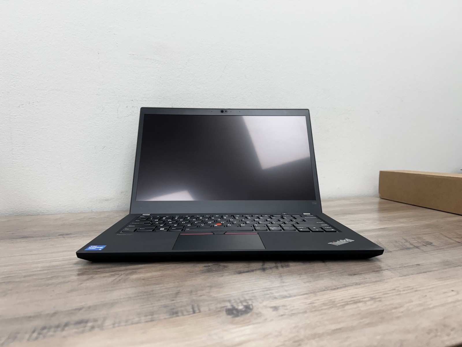 Lenovo ThinkPad T14 Gen 2 | 20W1S39Q00 14″ i5-1145G7 3.0GHz 16GB Ram 256GB SSD