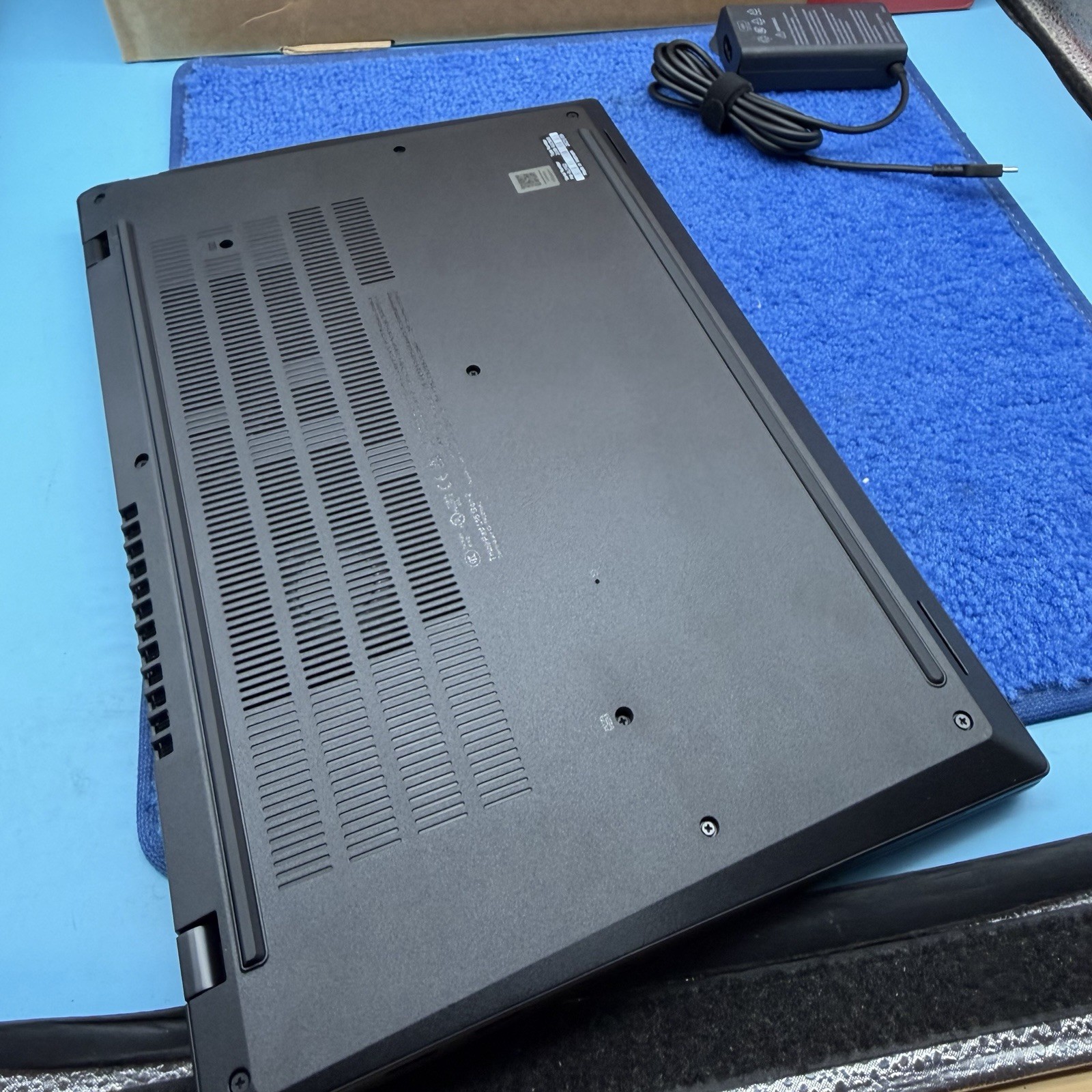 Lenovo ThinkPad L16 Gen 2 16″ Intel Ultra 7 8GB RAM 512GB SSD W11