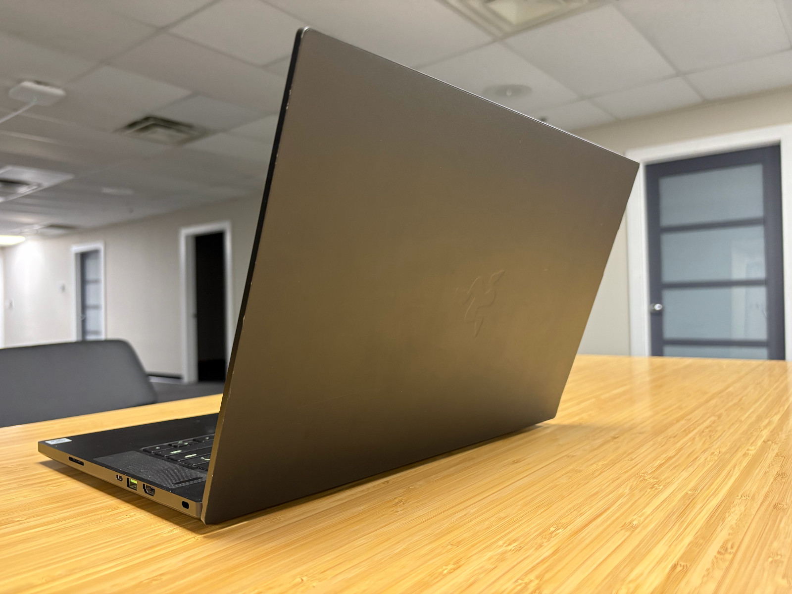 razer blade 15 advanced 2020 (16 gb ram + 512 gb storage)