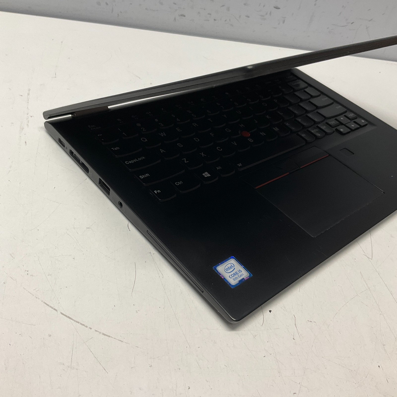 Lenovo ThinkPad X390 YOGA 13.3″ i5-8365U 1.6GHz 8GB RAM 256GB SSD Windows 11 Pro