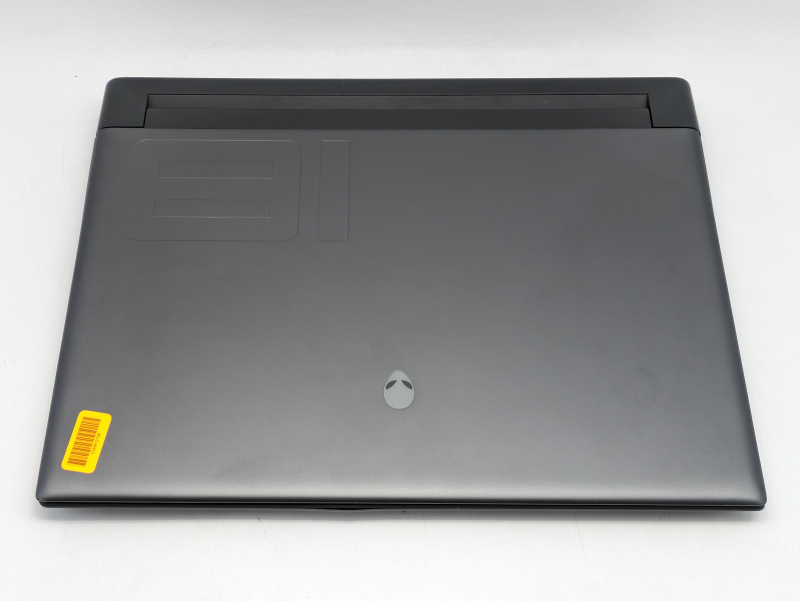Alienware m18 R2 18″ i7-14700HX 16GB DDR5 1TB SSD GeForce RTX 4070 Windows 11H