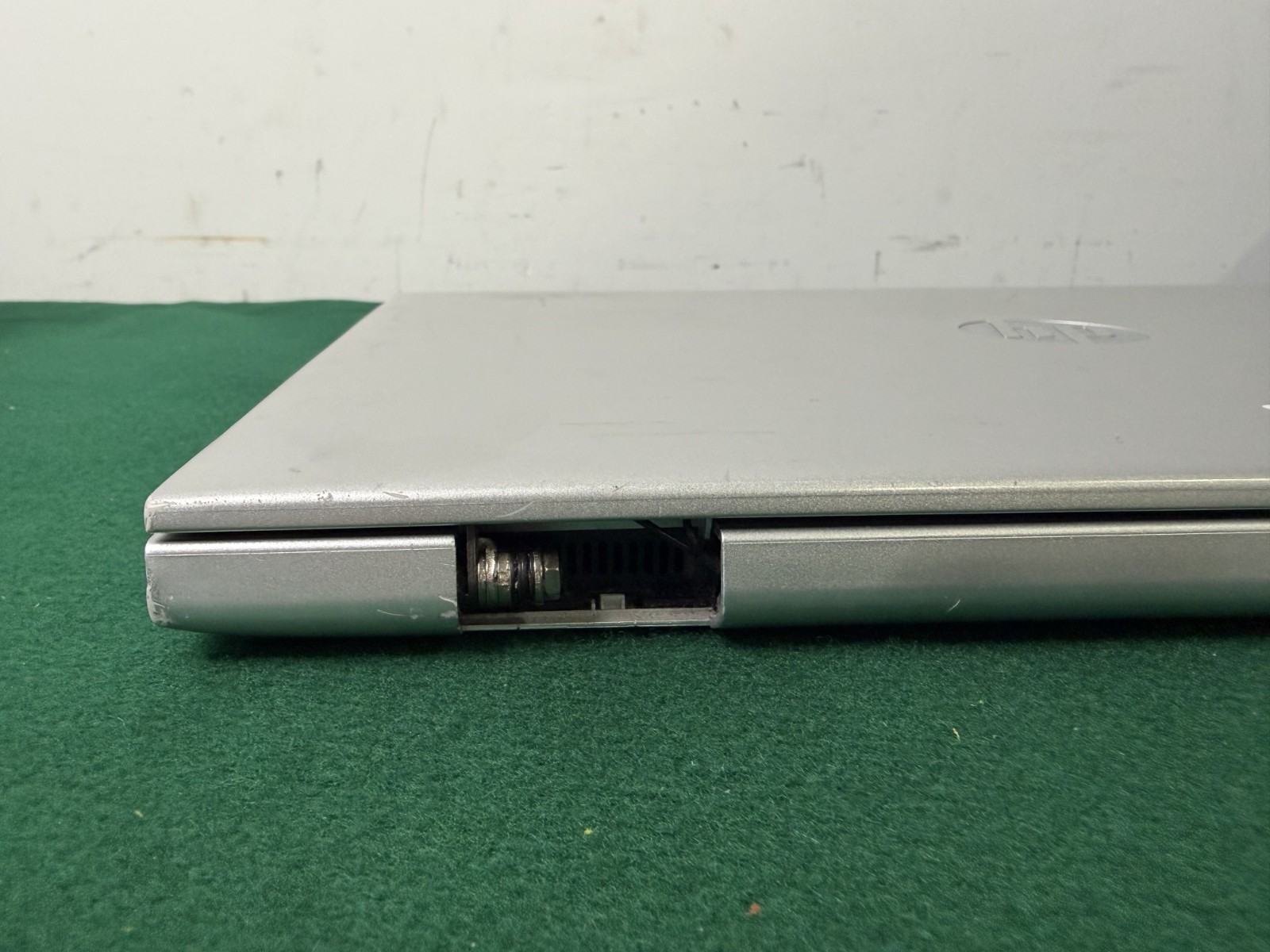 HP PROBOOK 650 G5 15.6″ i5-8265U 8GB RAM 256GB SSD 60%-80% battery health