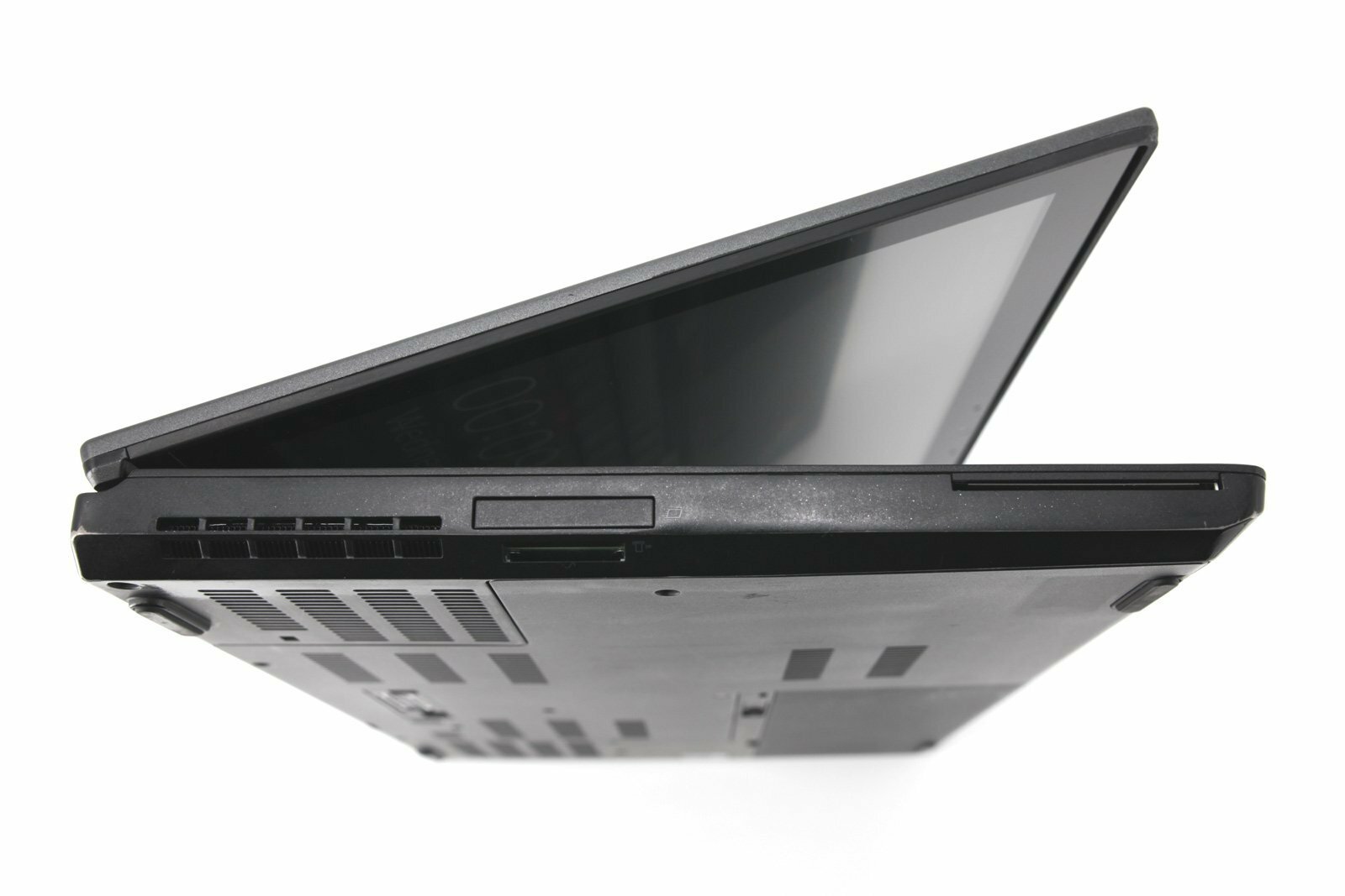 Workstation Lenovo P50 i7-Quad 1TB NVMe SSD+SSD 32GB 15.6″ FHD M1000M 4GB + Dock
