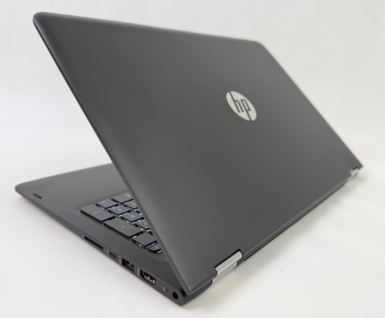 HP ENVY x360 M6-ar004dx 15.6″ FHD Touch FX-9800P 8GB 256GB SSD W10H 2in1 Laptop
