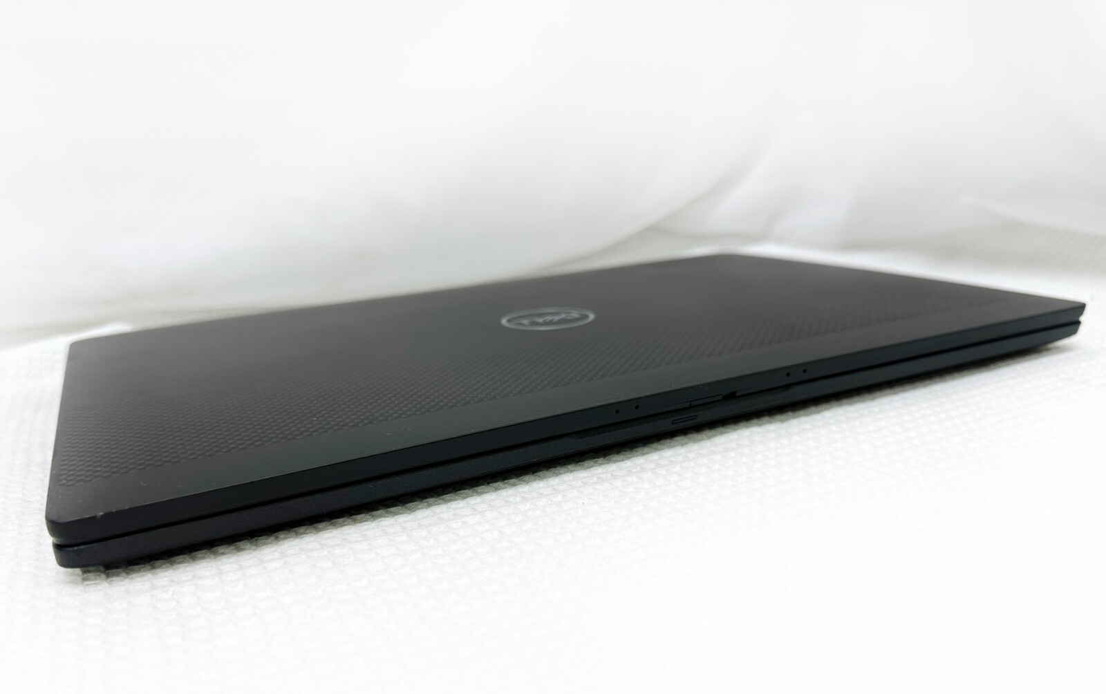 Dell Latitude 7410 14″ i7-10610U, 16GB, New 1TB NVME SSD- Webcam, Windows 11 PRO