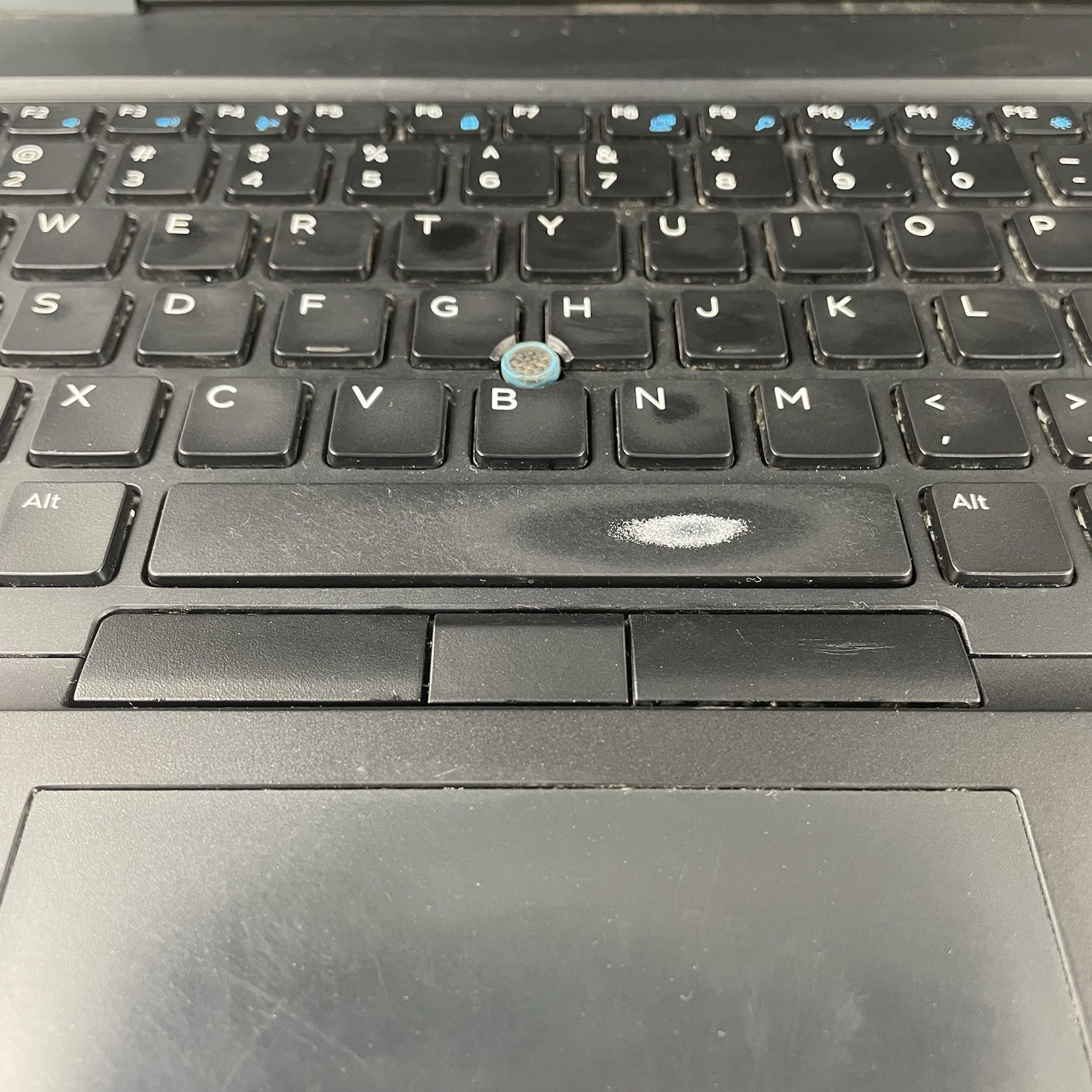 Dell Latitude 5591 15.6″ i7-8850U 2.60 GHz 8 GB RAM No SSD No OS No Battery