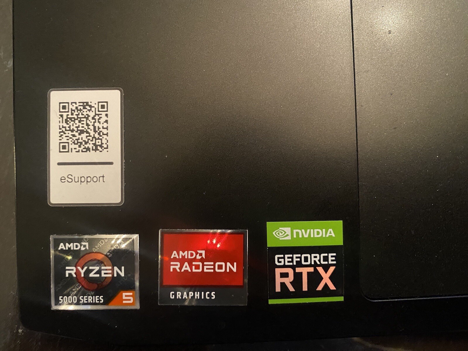 Lenovo IdeaPad Gaming 3 15.6 120Hz AMD Ryzen 5-5600H 16GB RAM 512GB SSD RTX 3060