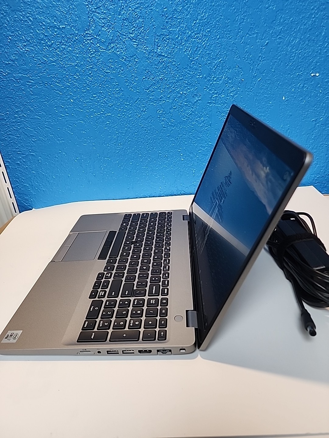 Dell Latitude 5510 . Laptop Pc I7 10th Gen. With Charger