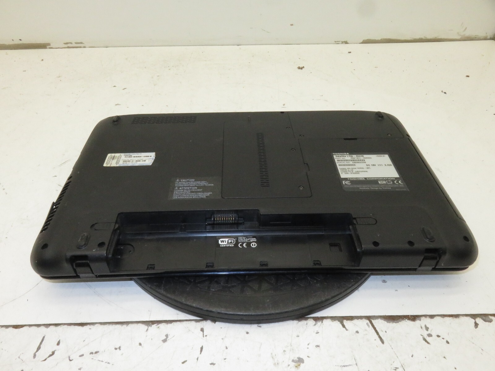 Toshiba Satellite L755-S5248 Laptop Intel Pentium B940 8GB Ram No HDD or Battery