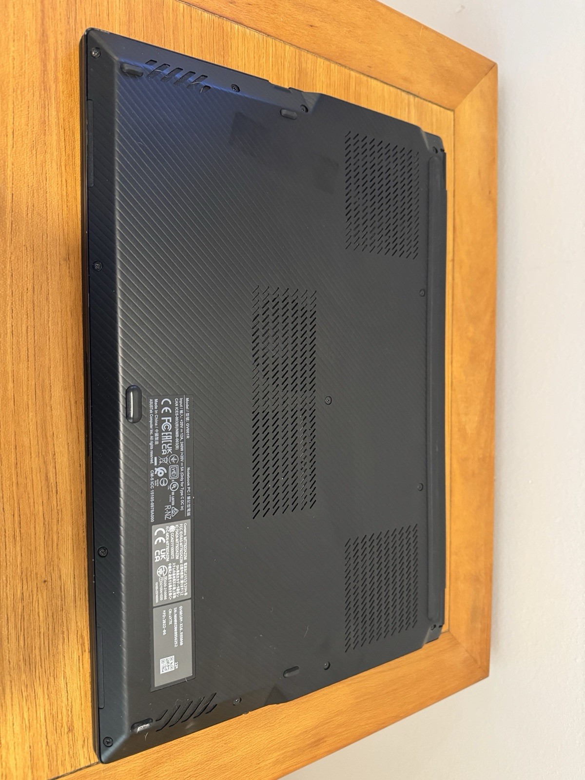 ASUS ROG Flow X16 2 in 1 Gam Laptop RTX 3060 Ryzen 9 6900HS 16GB RAM 1TB SSD PH9