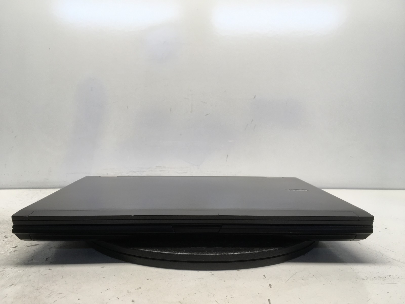 Dell Latitude E6500 Intel Core 2 Duo P8800 2.66GHz 4 GB NO HDD No Batt