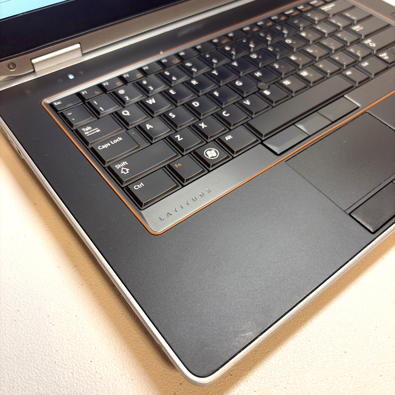 Dell Latitude P15G E6420 Intel Core i5-2520M 2.50GHz 4GB RAM DDR3 1333MHz Laptop