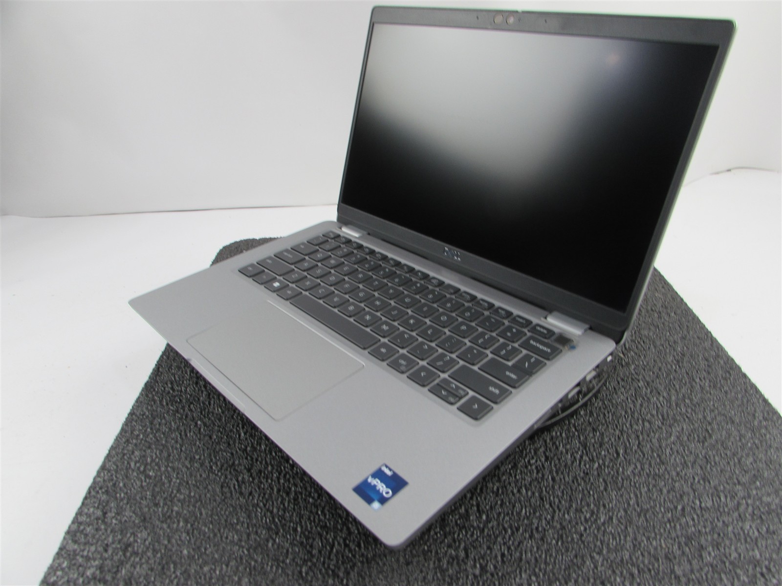 DELL LATITUDE 5330 FHD TOUCHSCREEN I5-1245U 10 CORE 512GB 16GB RAM NO O.S/BATT