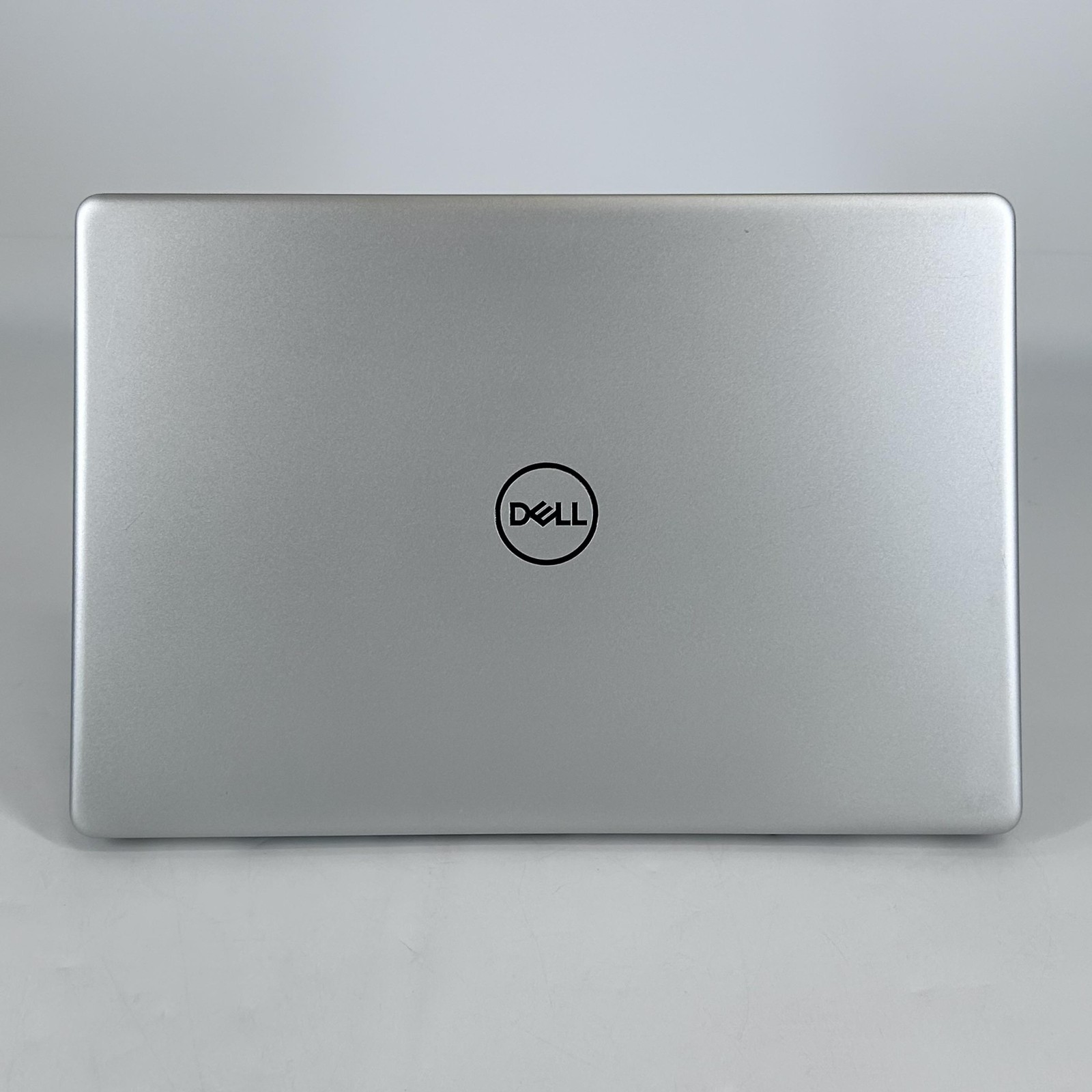Dell Inspiron 5593 15.6 Silver FHD i7-1065G7 1.30GHz 32GB 512GB SSD Very Good