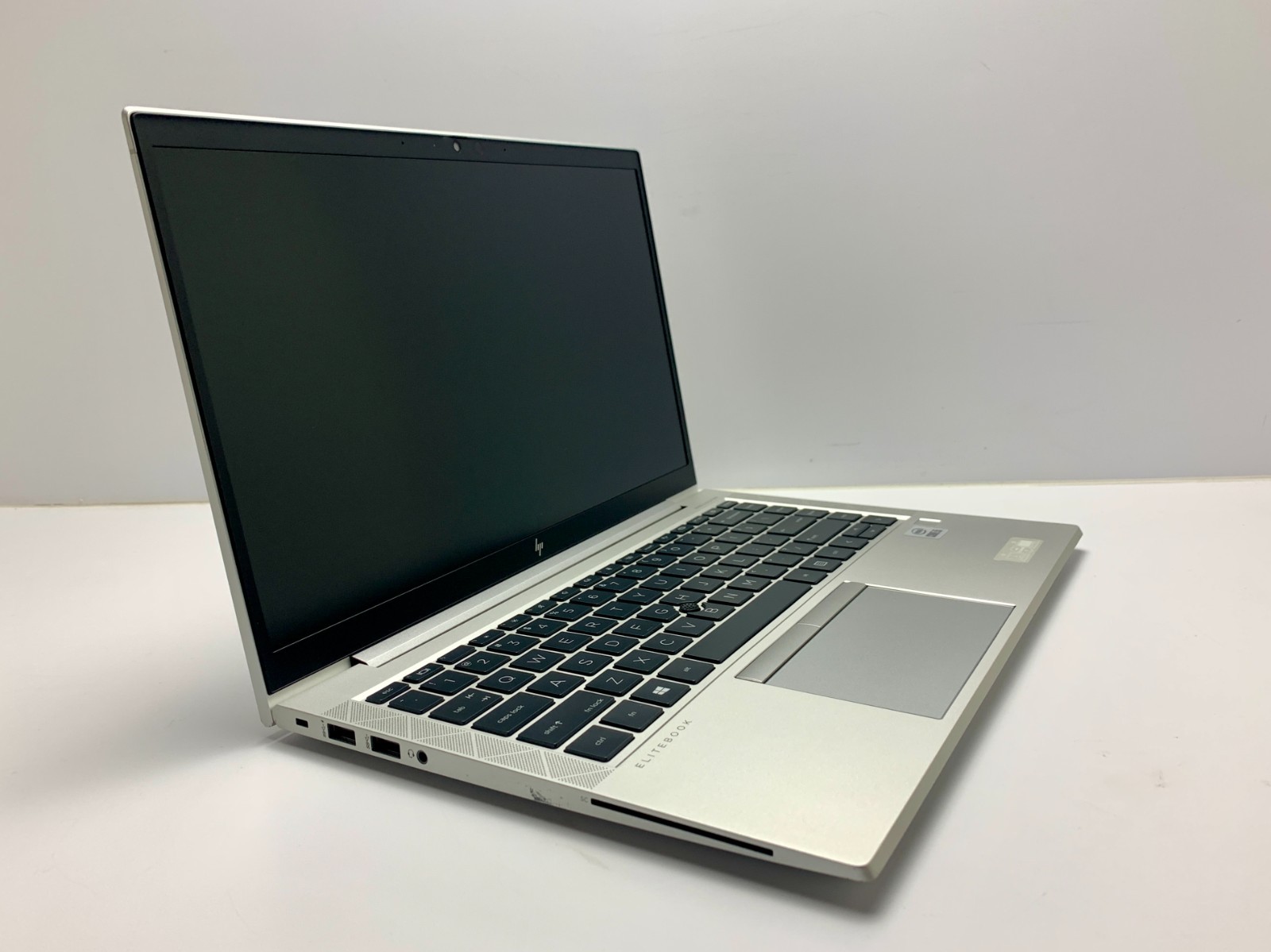 HP EliteBook 840 G7 | i5-10210U | 16GB RAM | 256GB NVMe | LINUX
