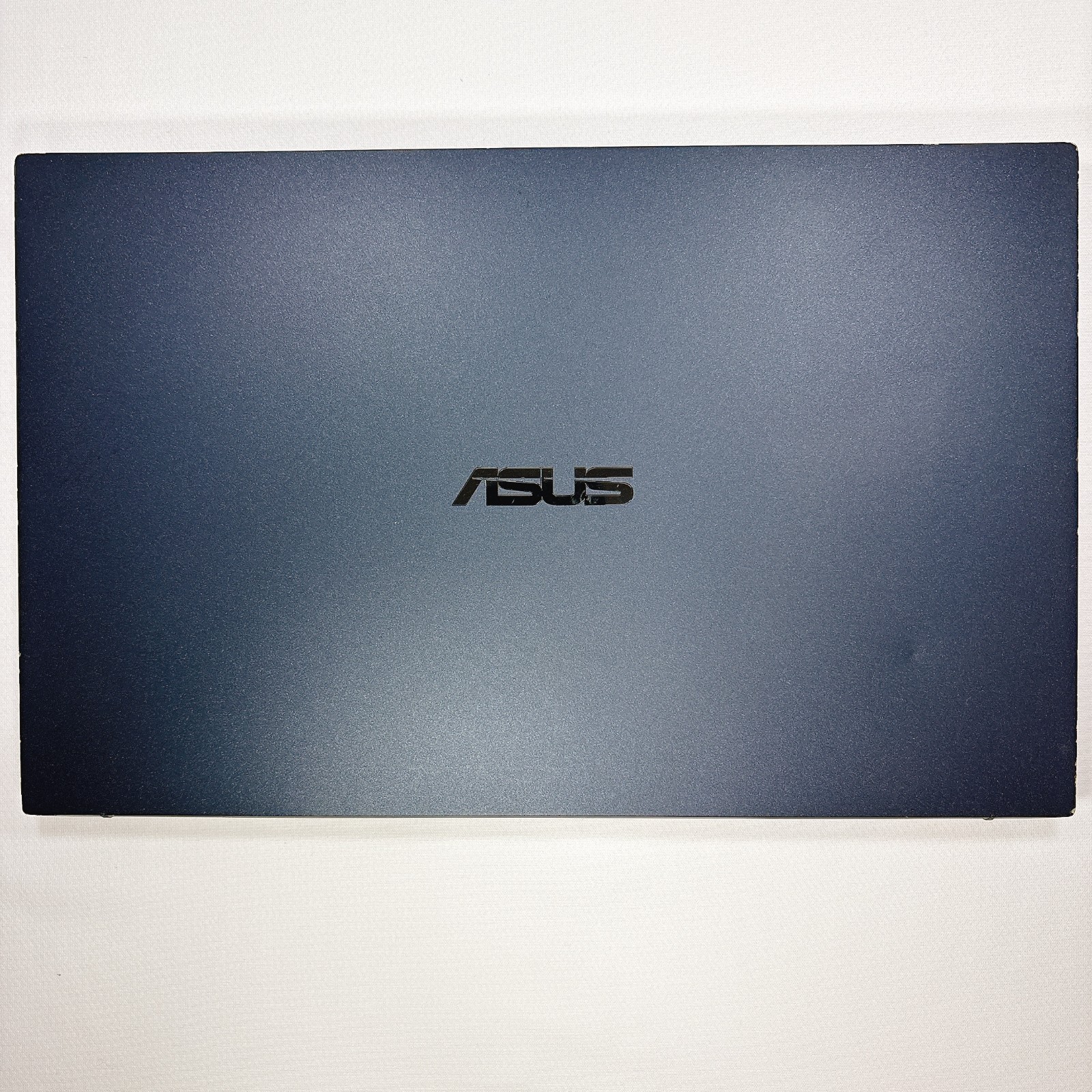 ASUS EXPERTBOOK B9 B9450FA Core i7-10510U 16GB RAM 256GB SSD with numpad #995