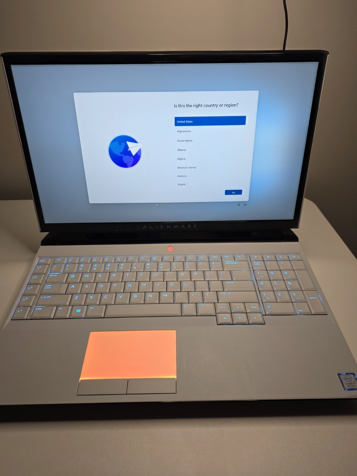 Alienware Area-51m Laptop, RTX 2080, i7-9700K, 16GB RAM, 512GB SSD + 1TB HDD