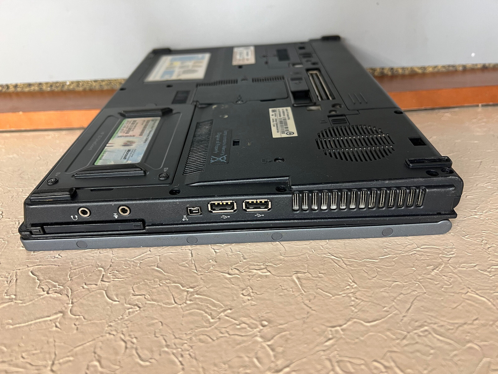 HP Compaq 6910b 2.00GHz Core 2 Duo 3GB RAM 160GB HDD WIFI BLUETOOTH