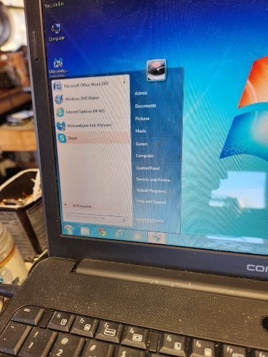 Compaq Presario CQ60-211DX Intel Celeron 585 2.16GHz 2 GB, Works Great, Batt. de