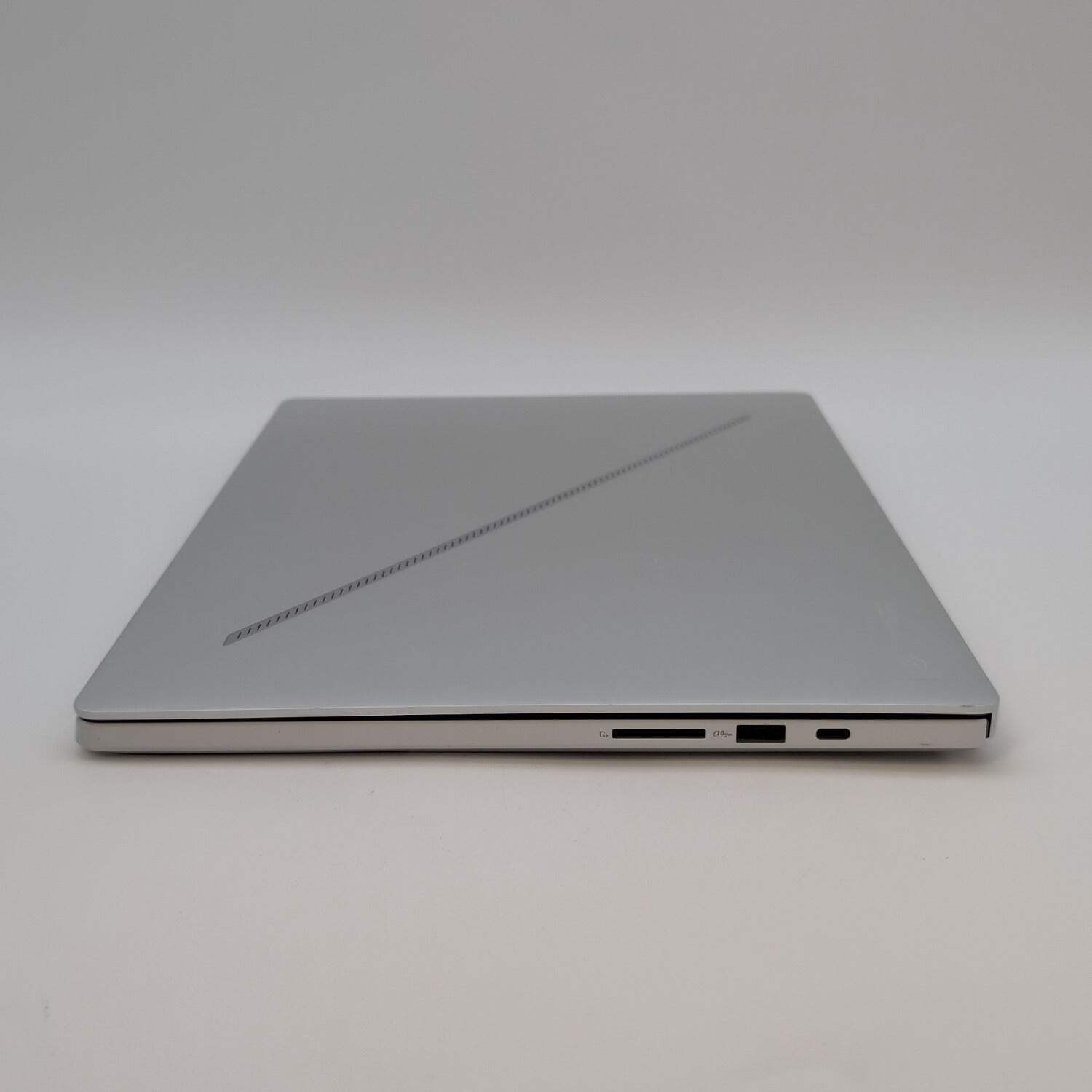 Asus ROG Zephyrus G16 16″Core Ultra 7 3.8GHz 16GB RAM 512GB SSD GeForce RTX 4060