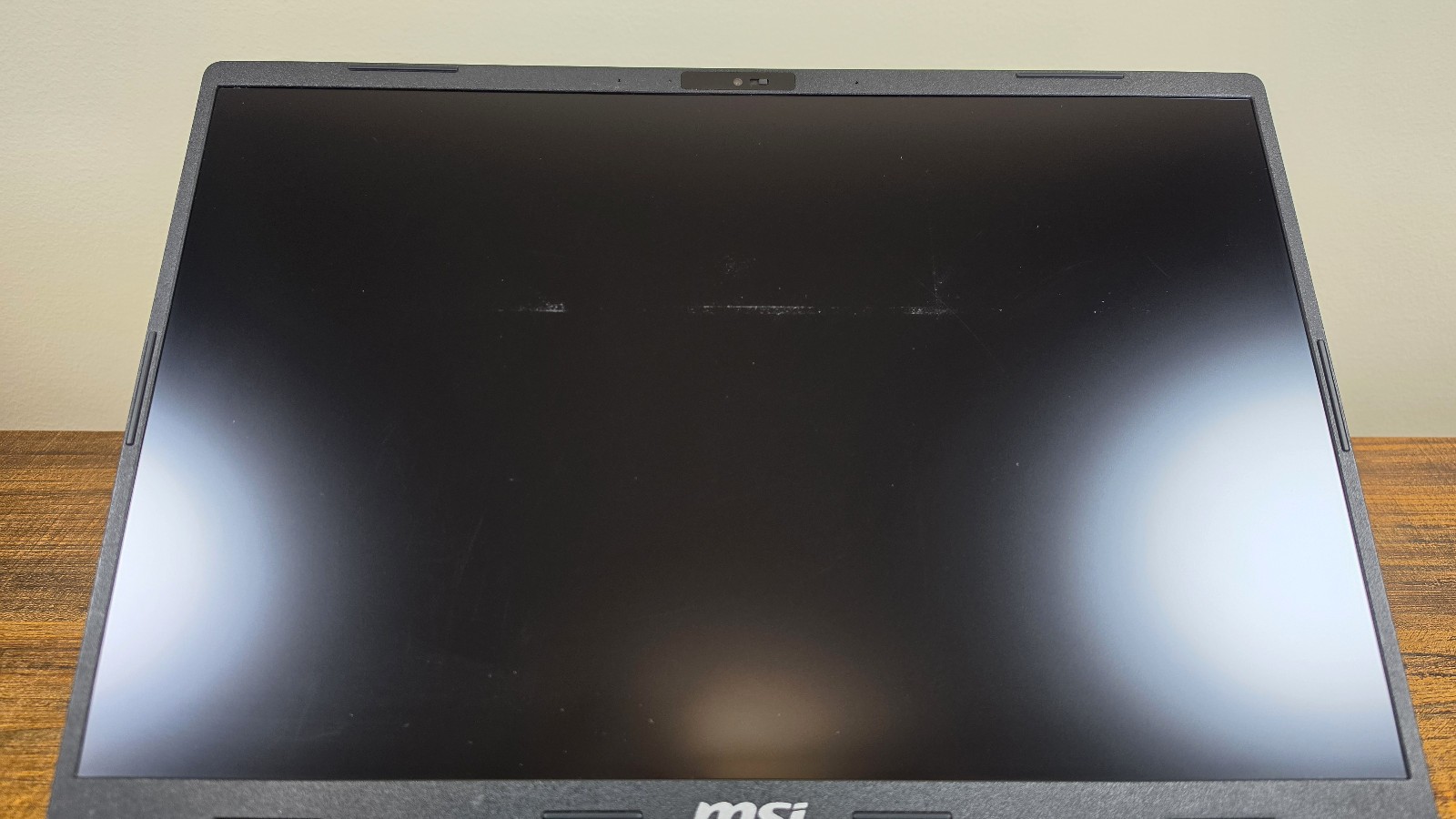 MSI CreatorPro M16 – 16″ FHD+ 144Hz – i7-14650HX – RTX 3000 – 32/1TB – ***READ**