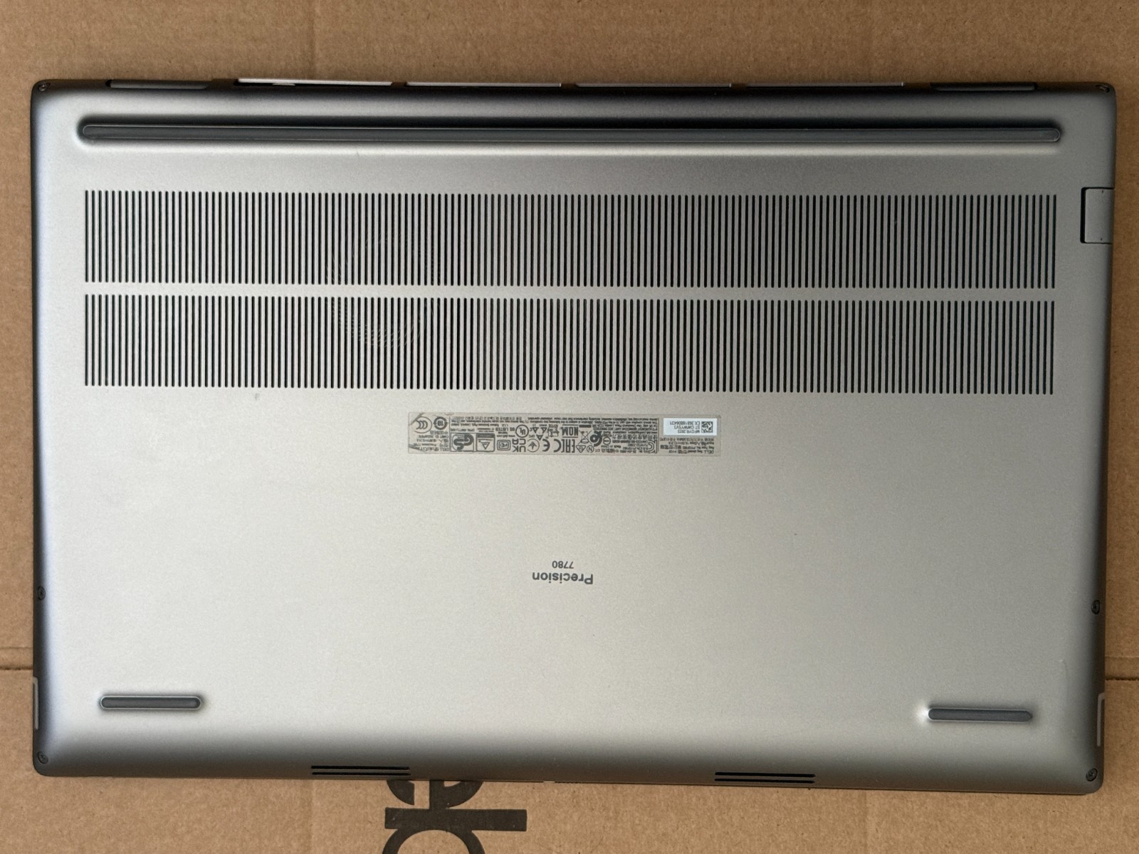 Dell Precision 7780 17.3” FHD i9-13950HX RTX A1000 32GB RAM 1TB SSD Win 11 Pro