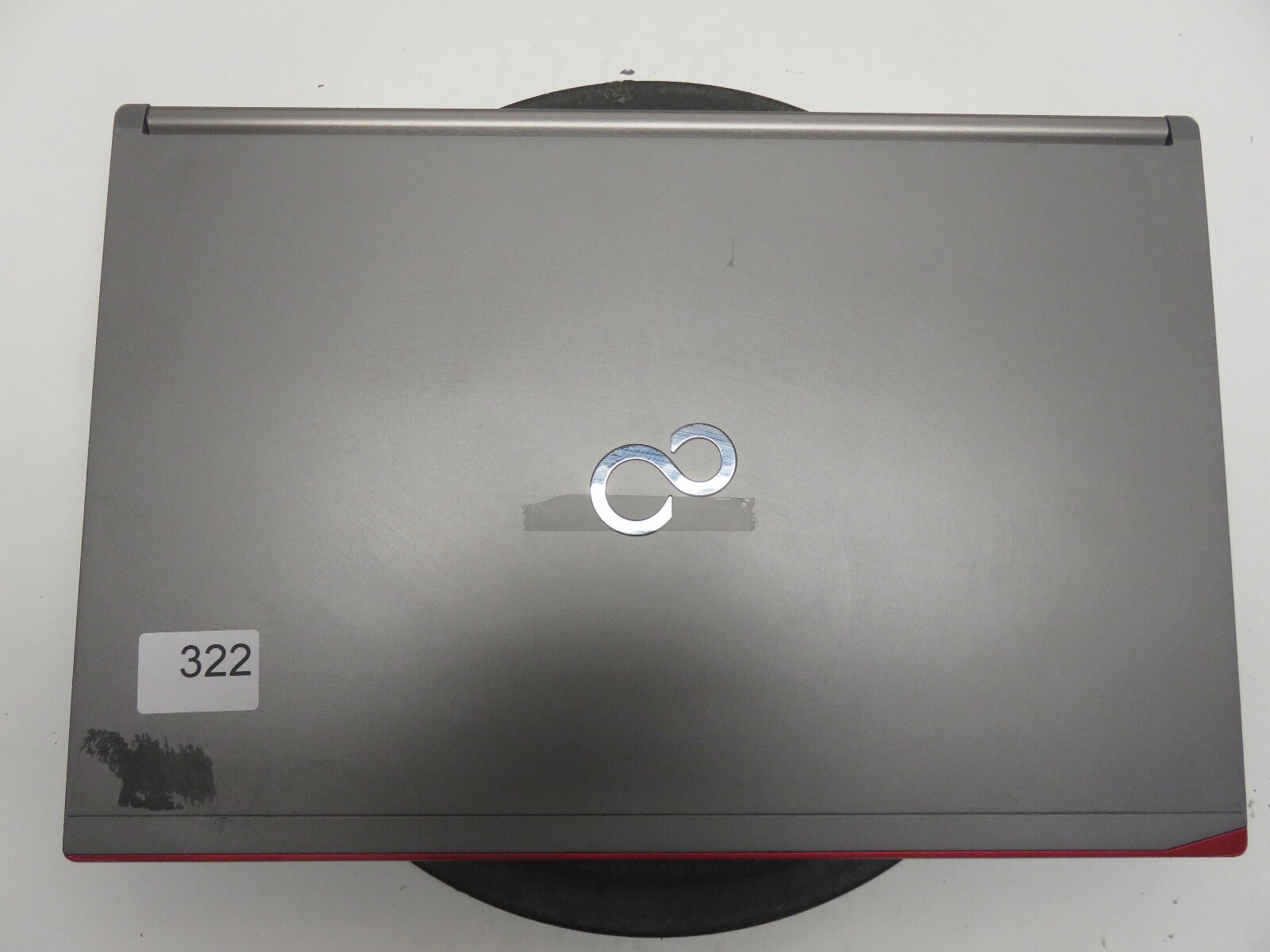 Fujitsu LifeBook E754 Intel Core i5-4300M 2.6GHz 4 GB NO HDD No Batt